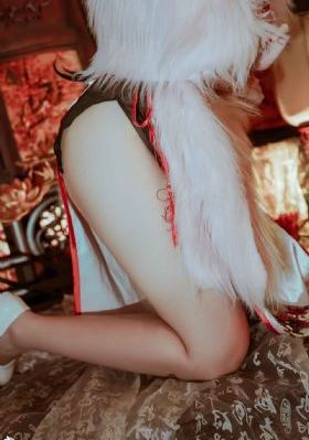饥渴少妇伦色诱公